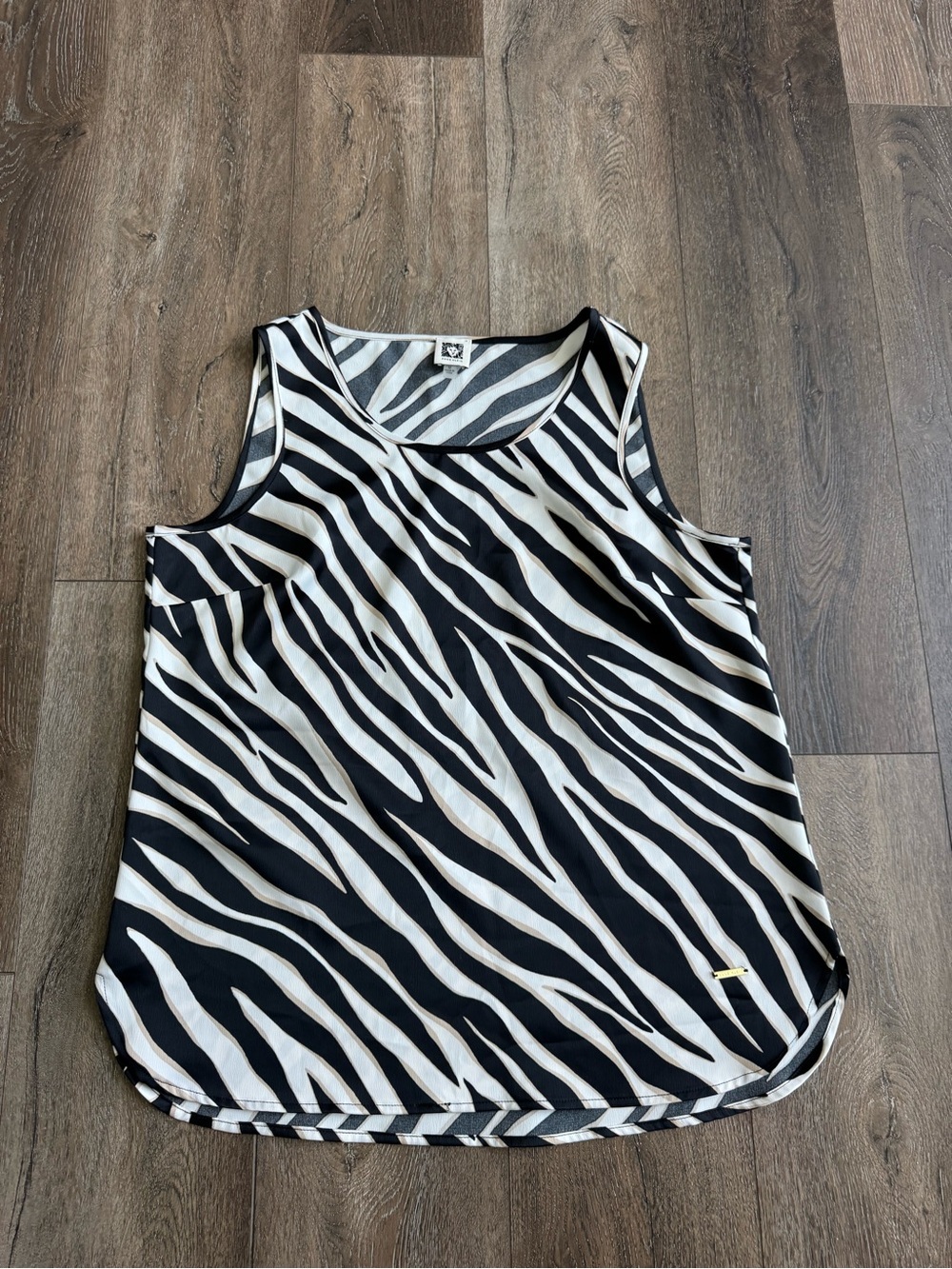 Anne Klein Black, White and Cream Animal-Print Sleeveless Tank Size Medium